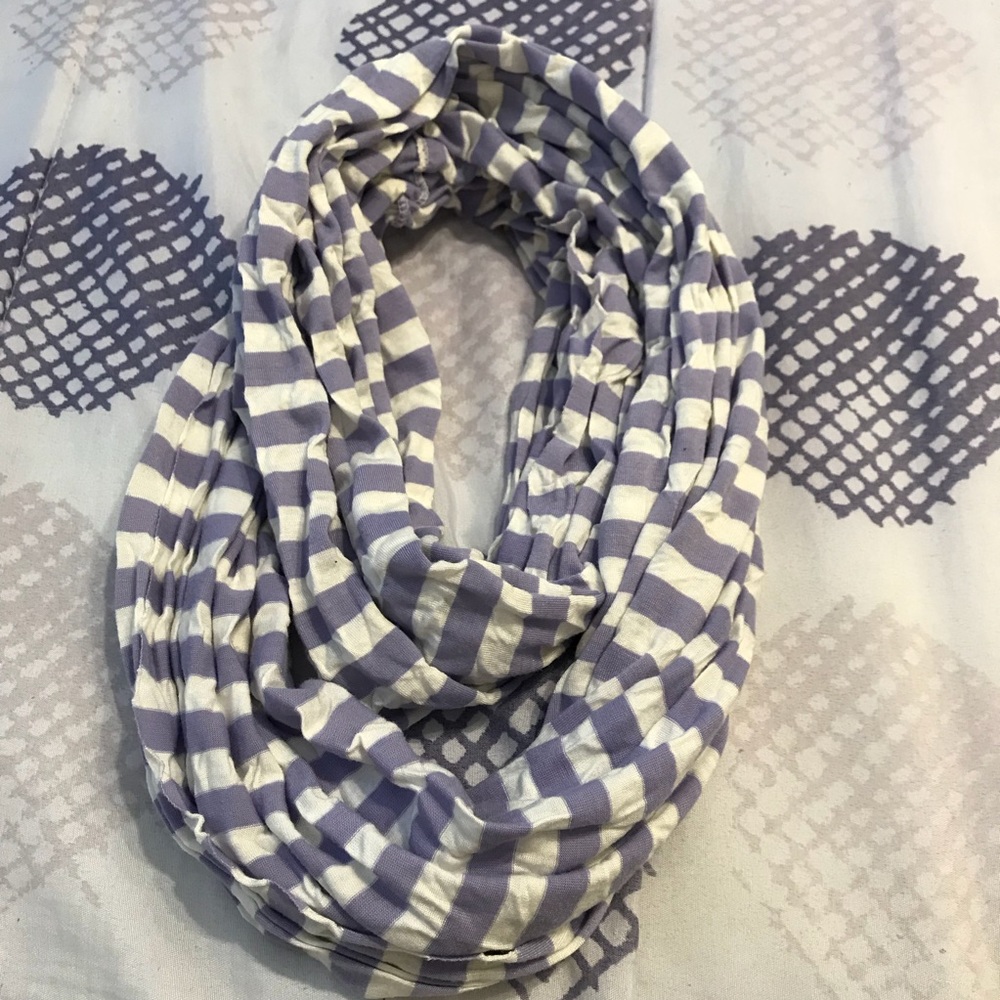 Infinity scarf